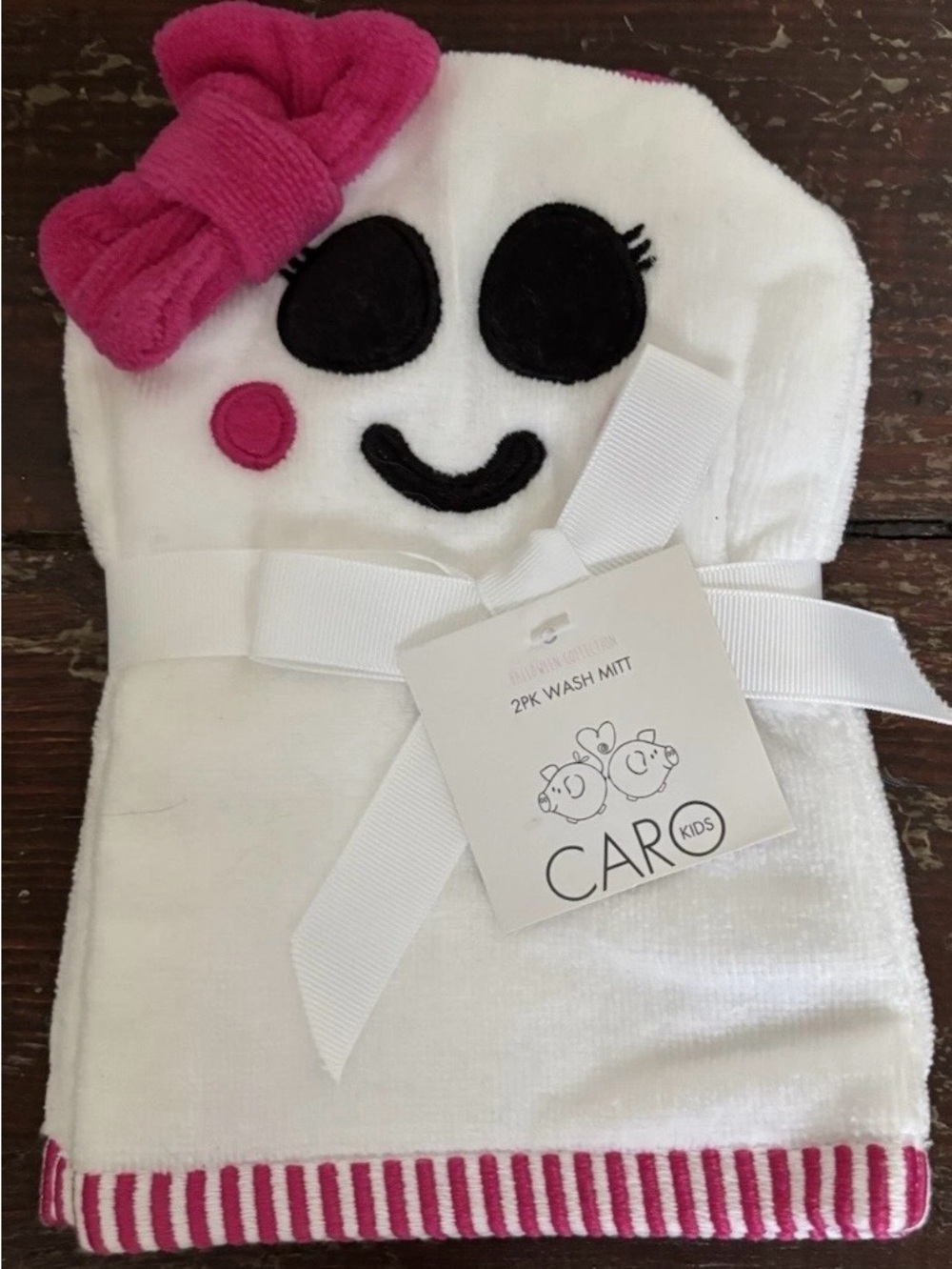 CARO Home Kids 2 Pk. Hot Pink Ghost Wash Mitts Infant Child